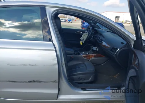 2014 Audi A6 3.0T Premium Plus z USA, uszkodzony, nr VIN WAUFGAFC1EN024117